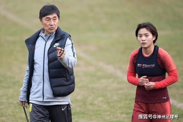Skip谈詹姆斯与乔丹的争议：这一问题实属荒谬